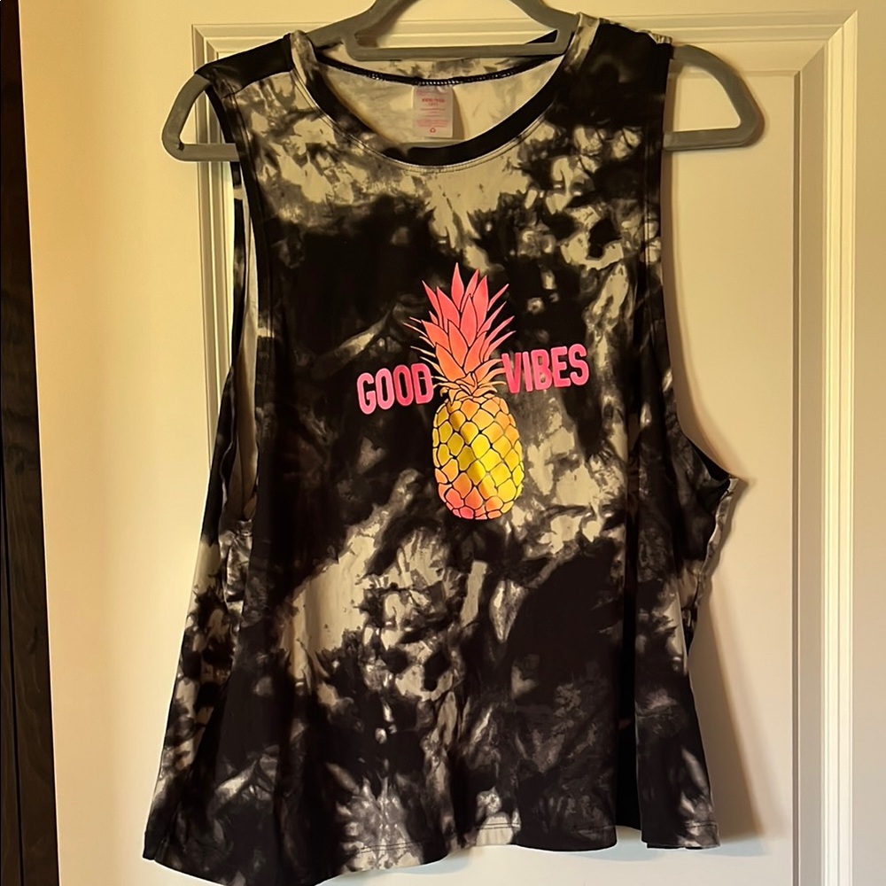 Black and White Tie-Dye Sleeveless Top